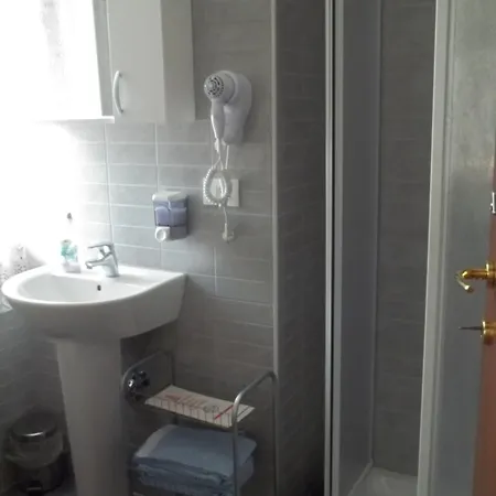 ベッド・アンド・ブレックファスト A Casa Vittoria