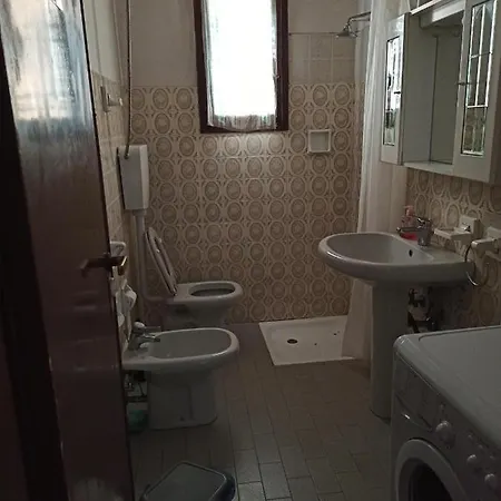 A Casa Vittoria Alojamento de Acomodação e Pequeno-almoço Casalecchio Di Reno