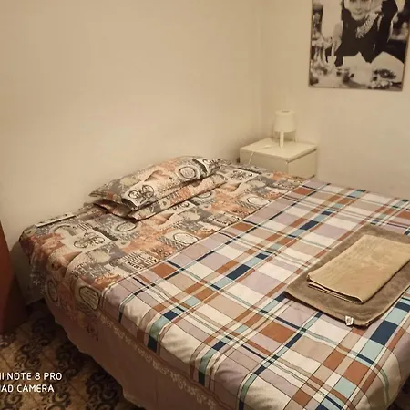 Alojamento de Acomodação e Pequeno-almoço A Casa Vittoria